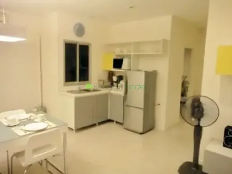 Ratchada, Ratchada, Thailand, 2 Bedroom Bedrooms, 0 ,1 BathroomBathrooms,Condo,For Rent,The Room Rachada,4367
