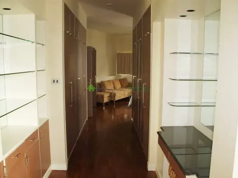 Phrom Phong, Phrom Phong, Thailand, 5 Bedroom Bedrooms, 0 ,5 BathroomBathrooms,Condo,For Rent,President Park,4574