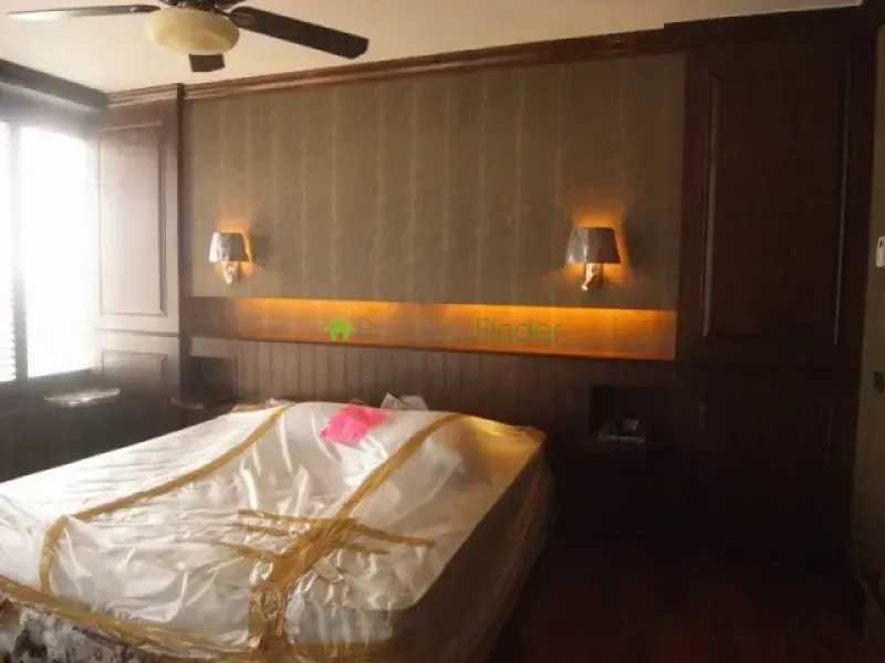 Ploenchit, Ploenchit-Chidlom, Thailand, 3 Bedroom Bedrooms, 0 ,3 BathroomBathrooms,Condo,For Rent,Langsuan Ville,4581