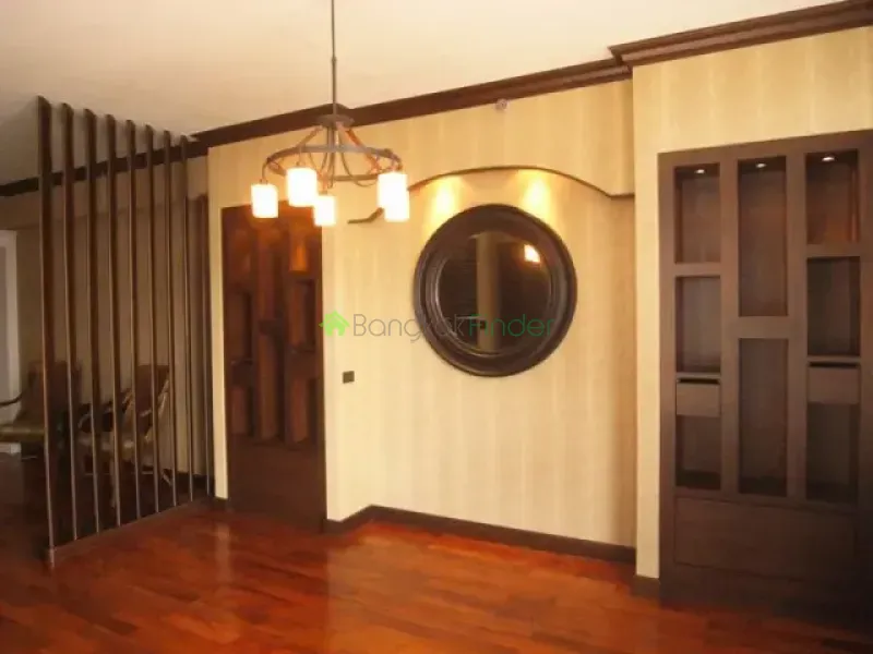 Ploenchit, Ploenchit-Chidlom, Thailand, 3 Bedroom Bedrooms, 0 ,3 BathroomBathrooms,Condo,For Rent,Langsuan Ville,4581