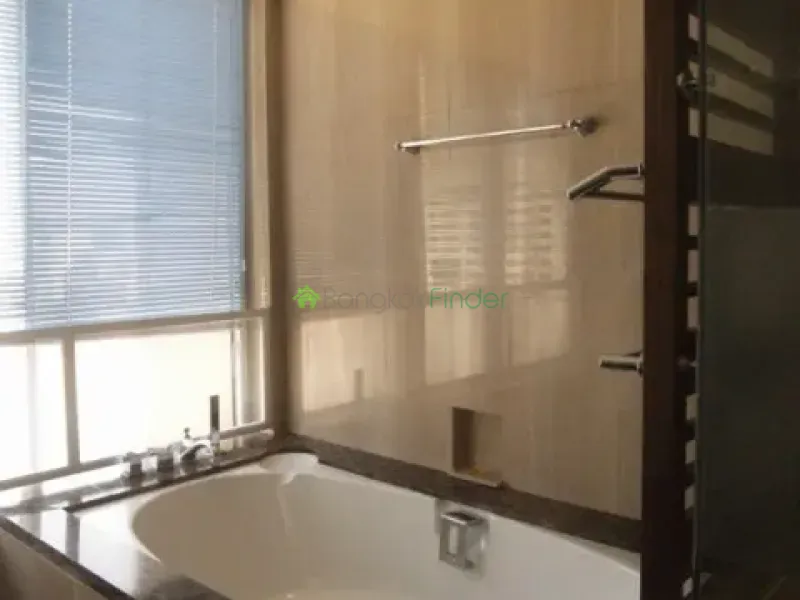 Ploenchit, Ploenchit-Chidlom, Thailand, 3 Bedroom Bedrooms, 0 ,3 BathroomBathrooms,Condo,For Rent,Langsuan Ville,4581