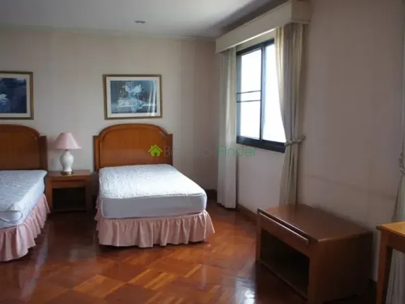 Ekamai, Ekamai, Thailand, 4 Bedroom Bedrooms, 0 ,4 BathroomBathrooms,Apartment,For Rent,Royal Kensington Mansion,4643
