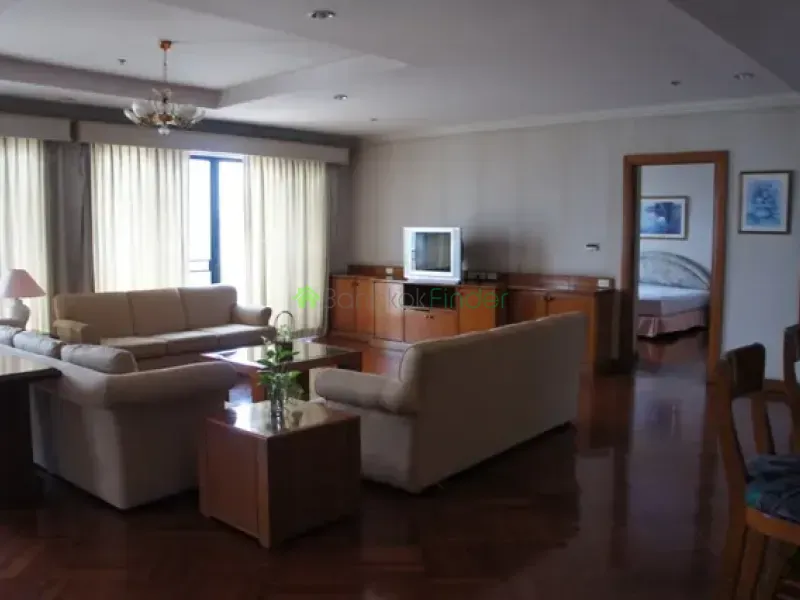 Ekamai, Ekamai, Thailand, 4 Bedroom Bedrooms, 0 ,4 BathroomBathrooms,Apartment,For Rent,Royal Kensington Mansion,4643