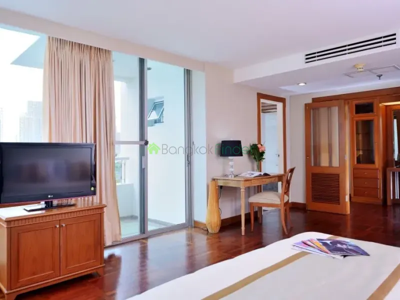 Sathorn, Sathon, Thailand, 3 Bedroom Bedrooms, 0 ,3 BathroomBathrooms,Apartment,For Rent,Suan Phinit,4676