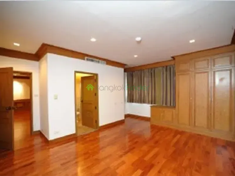 Nana, Nana, Thailand, 4 Bedroom Bedrooms, 0 ,4 BathroomBathrooms,Condo,For Rent,Tower Park,4743