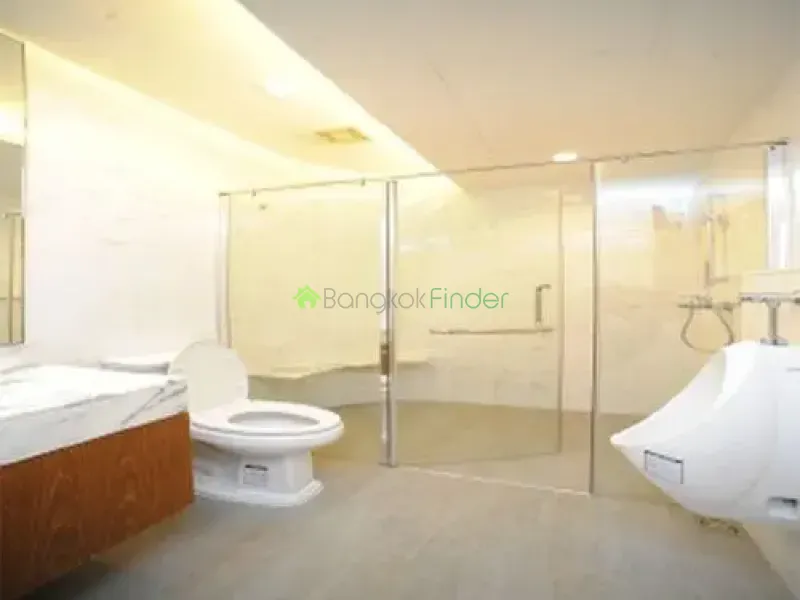 Nana, Nana, Thailand, 4 Bedroom Bedrooms, 0 ,4 BathroomBathrooms,Condo,For Rent,Tower Park,4743