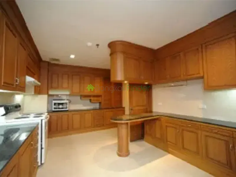 Nana, Nana, Thailand, 4 Bedroom Bedrooms, 0 ,4 BathroomBathrooms,Condo,For Rent,Tower Park,4743