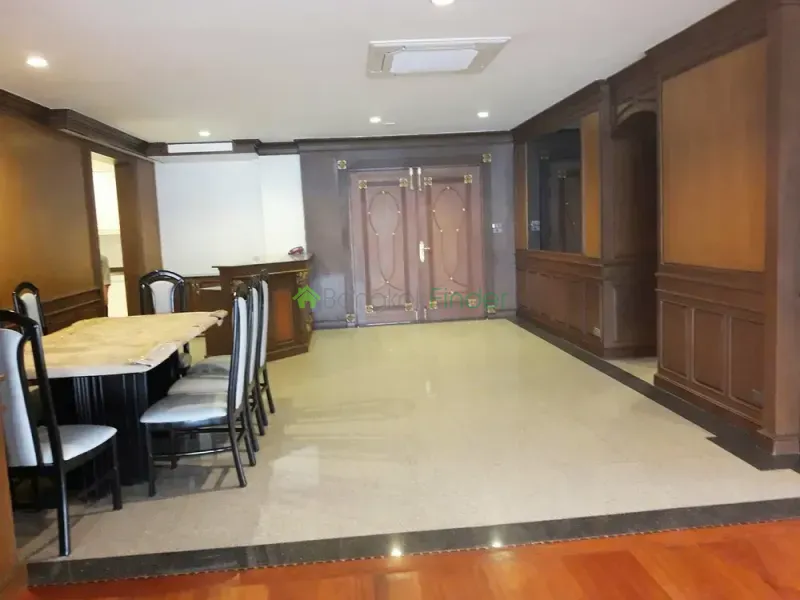 Nana, Nana, Thailand, 4 Bedroom Bedrooms, 0 ,4 BathroomBathrooms,Condo,For Rent,Tower Park,4743