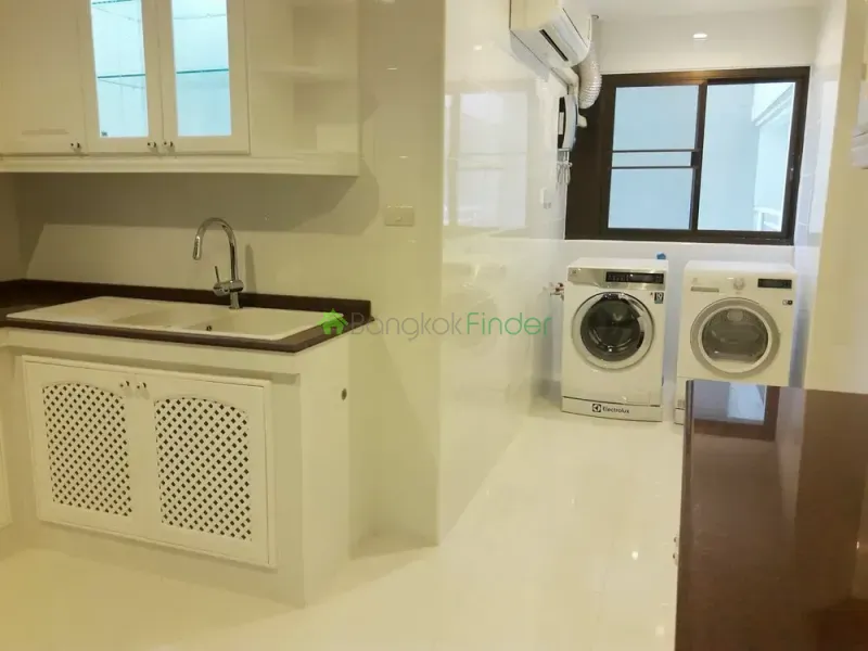 Nana, Nana, Thailand, 4 Bedroom Bedrooms, 0 ,4 BathroomBathrooms,Condo,For Rent,Tower Park,4743