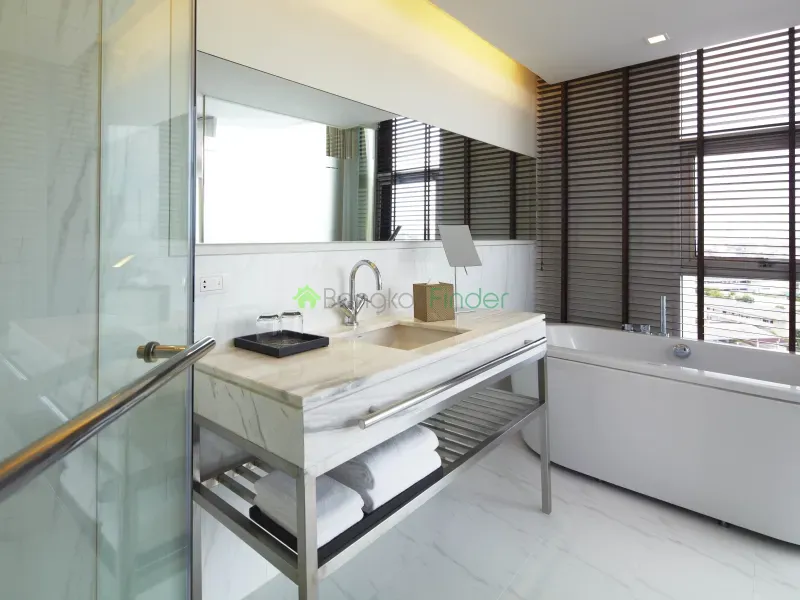 Sathorn, Sathon, Thailand, 2 Bedroom Bedrooms, 0 ,2 BathroomBathrooms,Service Apartment,For Rent,Oaks,4904