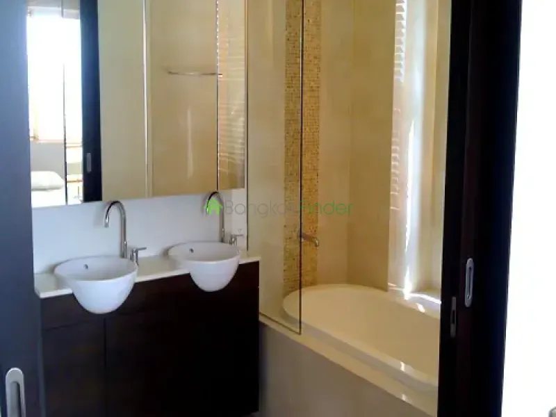 Sukhumvit-On Nut, Sukhumvit, Sathon, Thailand, 3 Bedroom Bedrooms, 0 ,3 BathroomBathrooms,Condo,For Rent,The Loft Yennakart,Sukhumvit-On Nut,2776