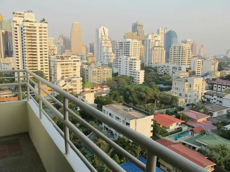 6 Sukhumvit, Nana, Nana, Thailand, 2 Bedroom Bedrooms, 0 ,2 BathroomBathrooms,Condo,For Rent,Saranjai Mansions,Sukhumvit,5552