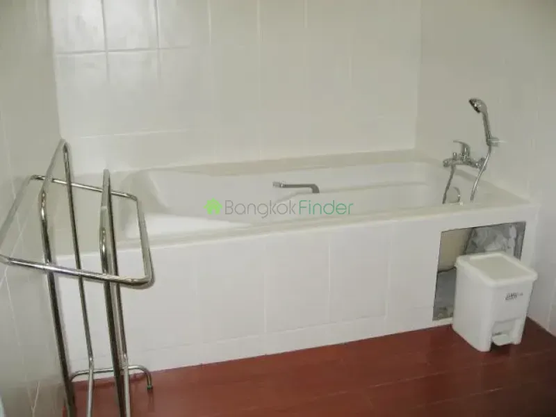 Sathorn, Sathorn, Sathon, Thailand, 3 Bedroom Bedrooms, 0 ,3 BathroomBathrooms,Condo,For Rent,Baan Nonzee,Sathorn,5562