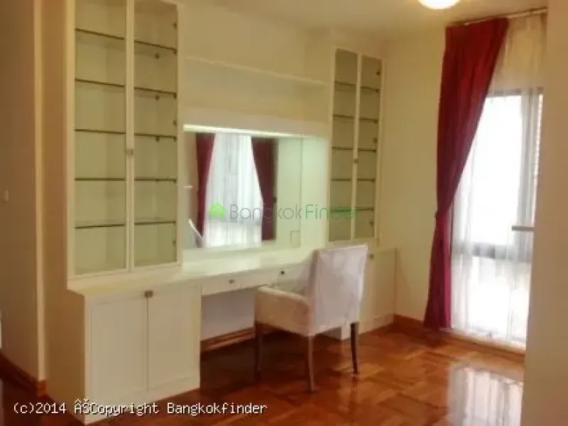 Langsuan, Ploenchit, Ploenchit-Chidlom, Thailand, 3 Bedroom Bedrooms, 0 ,2 BathroomBathrooms,Apartment,For Rent,Vanichapark Apartment,Langsuan,5565