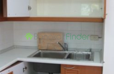 Ruamrudee 3 Ploenchit Chidlom, Ploenchit, Thailand, 1 Bedroom Bedrooms, ,1 BathroomBathrooms,Condo,For Rent,Navin Court,Ploenchit Chidlom,5605