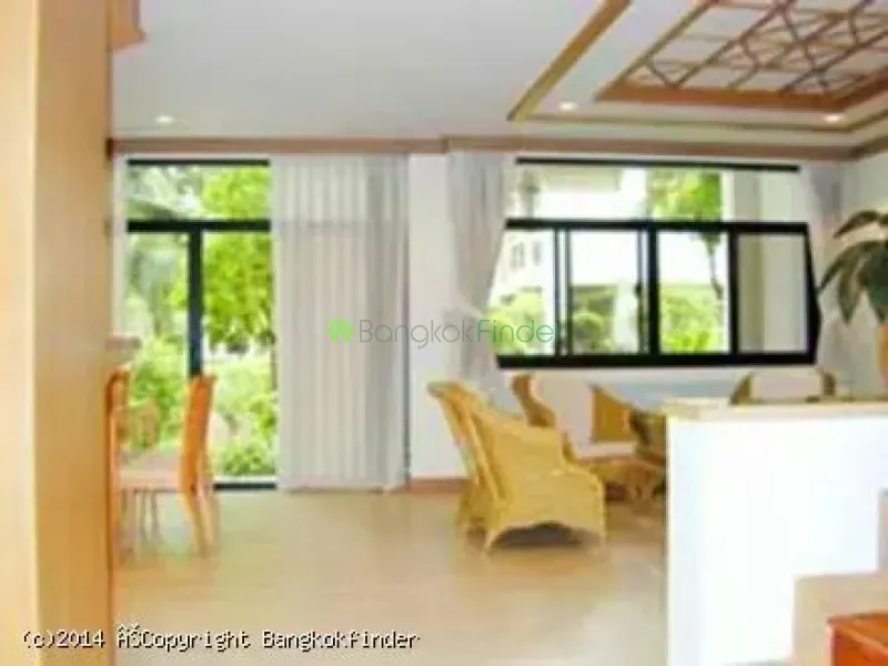 Mo Chit, Mochit, Mo Chit, Thailand, 4 Bedroom Bedrooms, 0 ,4 BathroomBathrooms,House,For Rent,Mo Chit,5612