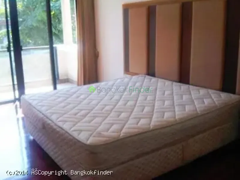 Mo Chit, Mochit, Mo Chit, Thailand, 4 Bedroom Bedrooms, 0 ,4 BathroomBathrooms,House,For Rent,Mo Chit,5612