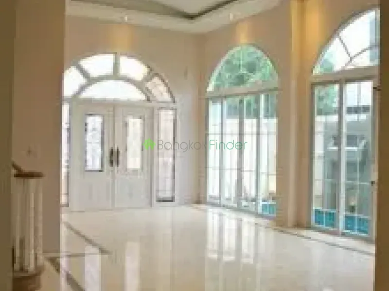 4 Sukhumvit, Nana, Nana, Thailand, 4 Bedroom Bedrooms, 0 ,4 BathroomBathrooms,House,For Rent,Sukhumvit,5659