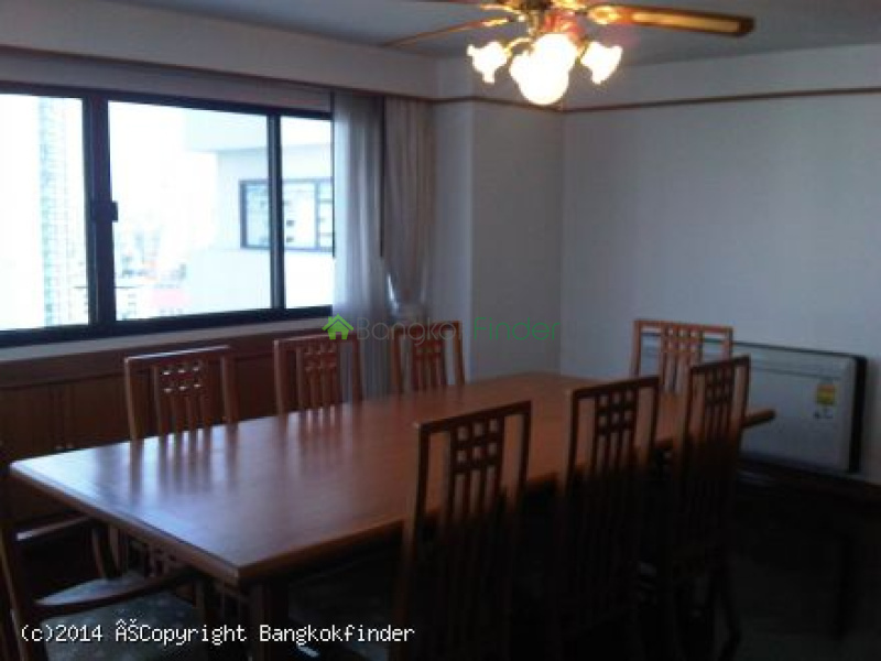 3 Sukhumvit, Nana, Nana, Thailand, 4 Bedroom Bedrooms, 0 ,4 BathroomBathrooms,Apartment,For Rent,Fourwings Mansion,Sukhumvit,5673