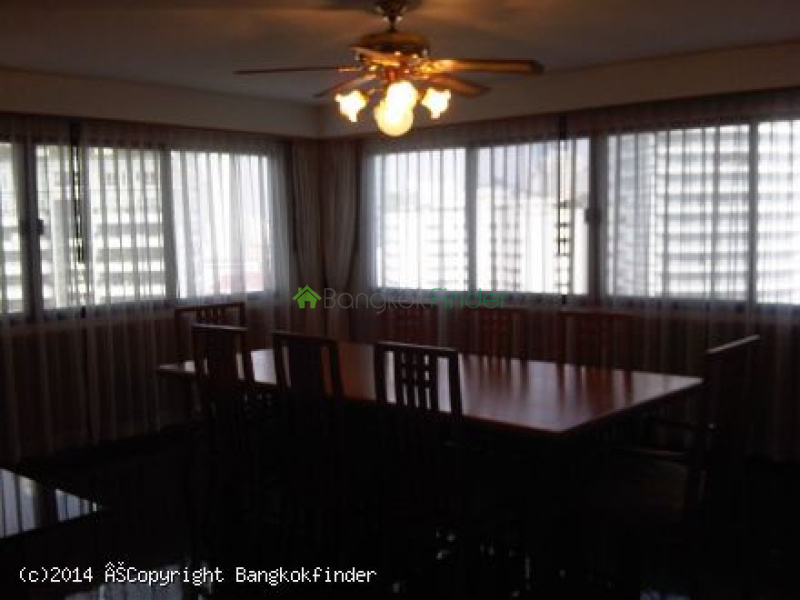 3 Sukhumvit, Nana, Nana, Thailand, 4 Bedroom Bedrooms, 0 ,4 BathroomBathrooms,Apartment,For Rent,Fourwings Mansion,Sukhumvit,5673