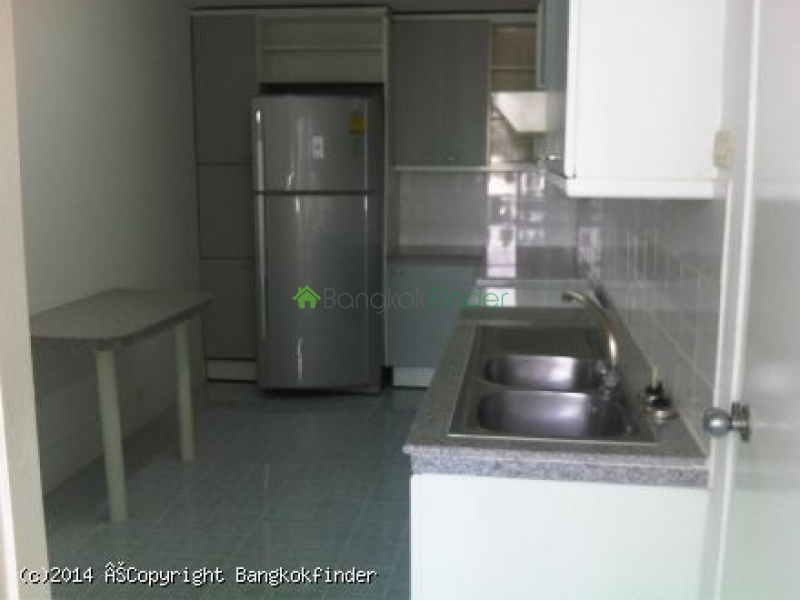 3 Sukhumvit, Nana, Nana, Thailand, 4 Bedroom Bedrooms, 0 ,4 BathroomBathrooms,Apartment,For Rent,Fourwings Mansion,Sukhumvit,5673