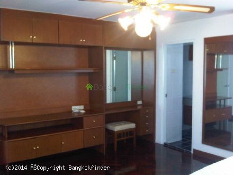 3 Sukhumvit, Nana, Nana, Thailand, 4 Bedroom Bedrooms, 0 ,4 BathroomBathrooms,Apartment,For Rent,Fourwings Mansion,Sukhumvit,5673