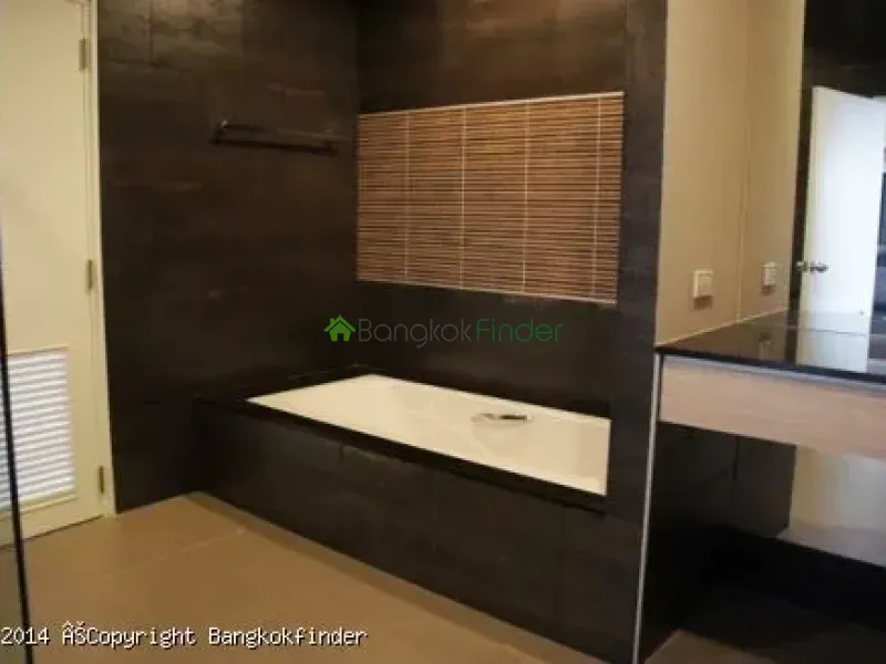 Pattanasin, Sathorn, Thailand, 4 Bedroom Bedrooms, 0 ,5 BathroomBathrooms,Apartment,For Rent,Baan Suanplu,Pattanasin,5716