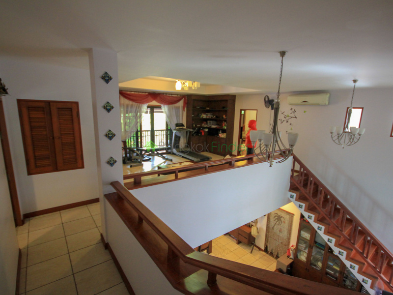 large villa sale boat lagoon phuket, villa sale phuket, investment villa phuket