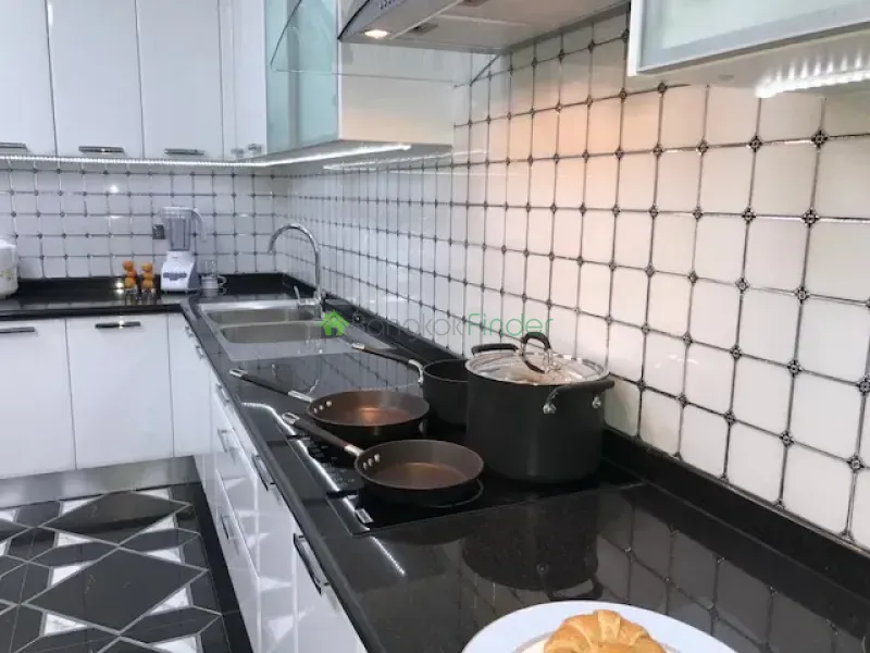 Sathorn, Sathon, Thailand, 3 Bedroom Bedrooms, 0 ,3 BathroomBathrooms,Condo,For Rent,Baan Sathorn Chaopraya,6485