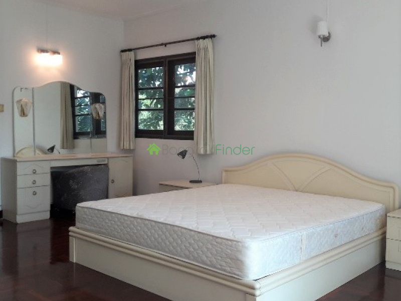 Bangkok, Ramkhamhaeng, Thailand, 3 Bedrooms Bedrooms, ,3 BathroomsBathrooms,House,For Rent,6506