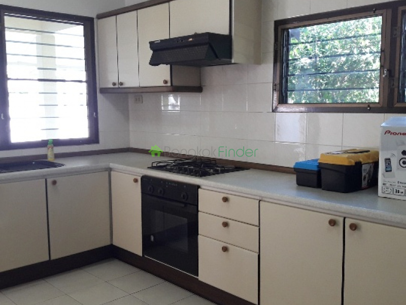 Bangkok, Ramkhamhaeng, Thailand, 3 Bedrooms Bedrooms, ,3 BathroomsBathrooms,House,For Rent,6506