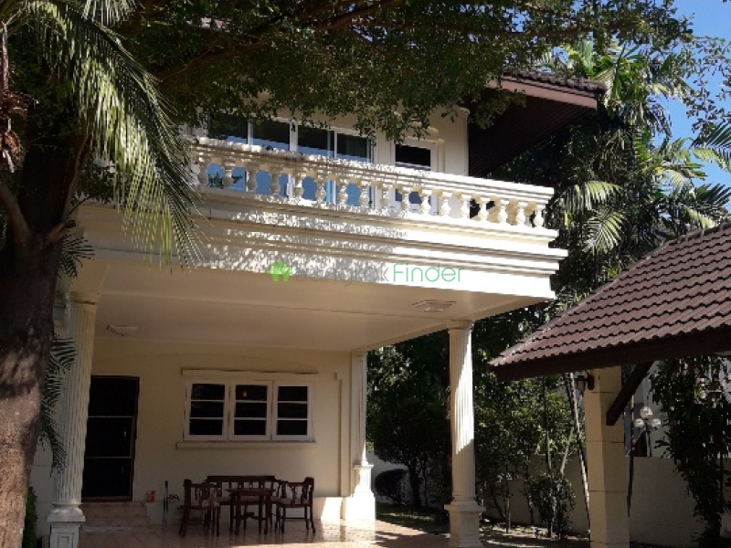 Bangkok, Ramkhamhaeng, Thailand, 3 Bedrooms Bedrooms, ,3 BathroomsBathrooms,House,For Rent,6506