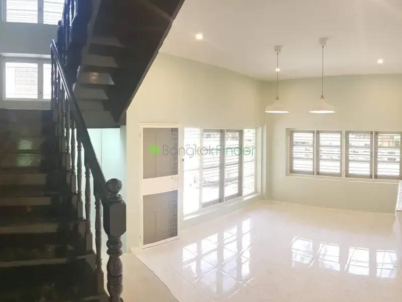 Patanakarn, Bangkok, Thailand, 3 Bedroom Bedrooms, 0 ,2 BathroomBathrooms,House,For Rent,6523