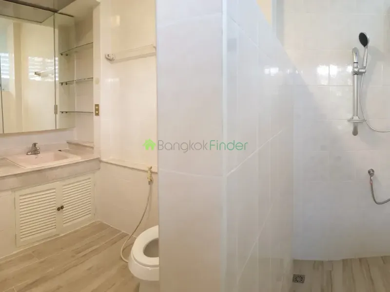 Patanakarn, Bangkok, Thailand, 3 Bedroom Bedrooms, 0 ,2 BathroomBathrooms,House,For Rent,6523