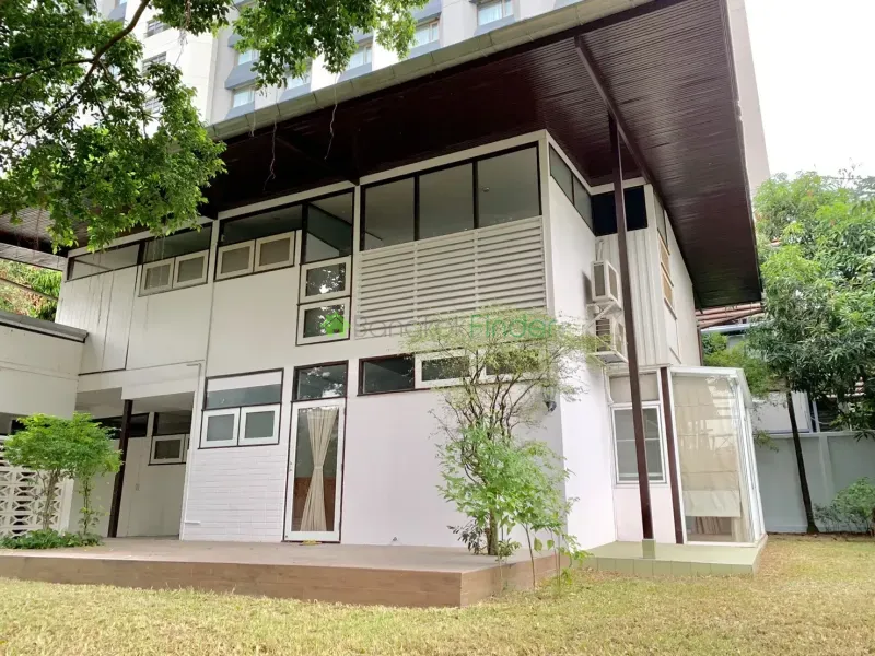 Thonglor, Thonglor, Thailand, 3 Bedroom Bedrooms, 0 ,3 BathroomBathrooms,House,For Rent,6585