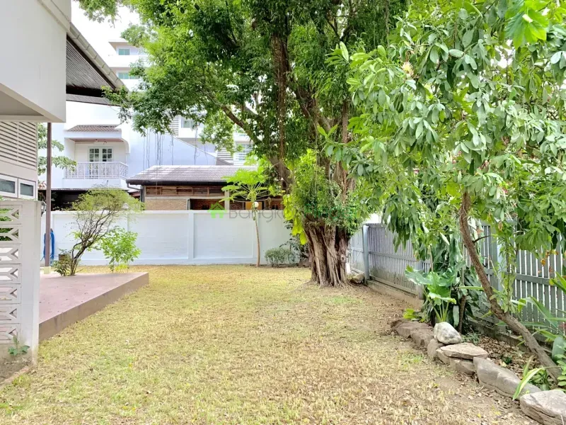Thonglor, Thonglor, Thailand, 3 Bedroom Bedrooms, 0 ,3 BathroomBathrooms,House,For Rent,6585