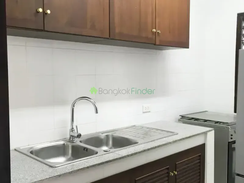 Phrakanong, Phra Khanong, Thailand, 3 Bedroom Bedrooms, 0 ,4 BathroomBathrooms,Town House,For Rent,6655