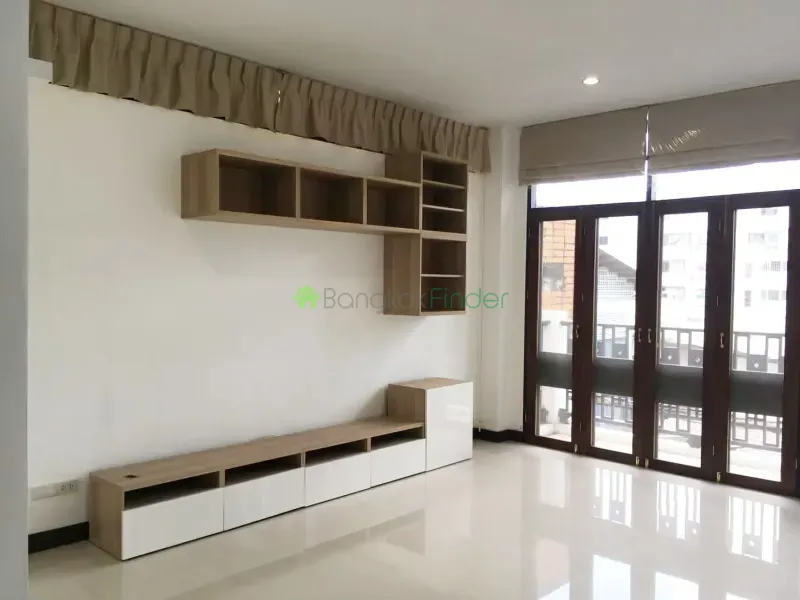 Phrakanong, Phra Khanong, Thailand, 3 Bedroom Bedrooms, 0 ,4 BathroomBathrooms,Town House,For Rent,6655