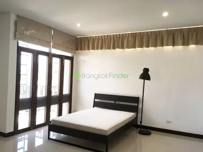 Phrakanong, Phra Khanong, Thailand, 3 Bedroom Bedrooms, 0 ,4 BathroomBathrooms,Town House,For Rent,6655