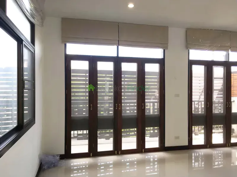 Phrakanong, Phra Khanong, Thailand, 3 Bedroom Bedrooms, 0 ,4 BathroomBathrooms,Town House,For Rent,6655
