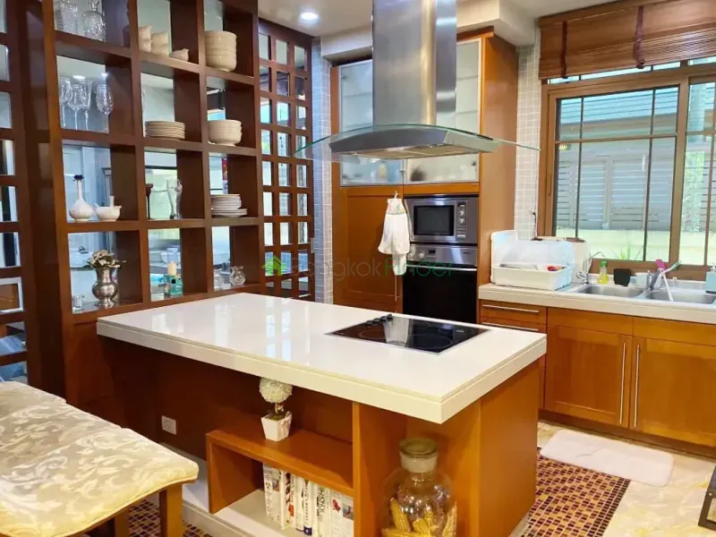 Phrakanong, Phra Khanong, Thailand, 4 Bedroom Bedrooms, 0 ,6 BathroomBathrooms,House,For Rent,6690