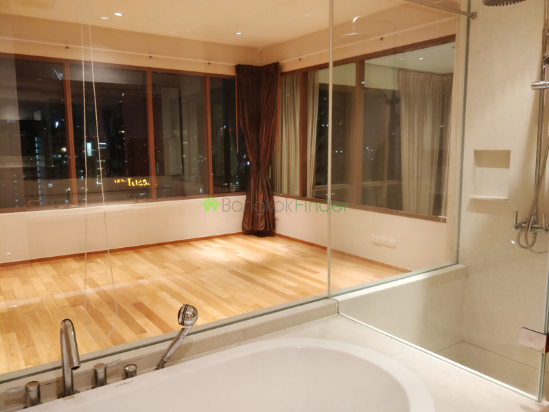 Phromphong, Bangkok, Thailand, 2 Bedrooms Bedrooms, ,2 BathroomsBathrooms,Condo,For Rent,Emporio,6694