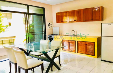 Phromphong, Bangkok, Thailand, 4 Bedrooms Bedrooms, ,3 BathroomsBathrooms,Town House,For Rent,6696