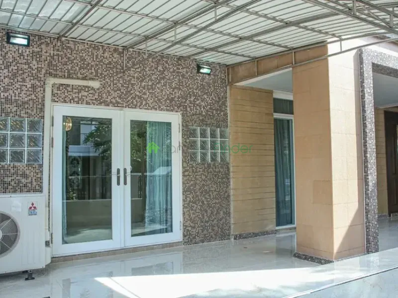 Pattanakarn, Pattanakarn, Thailand, 5 Bedroom Bedrooms, 0 ,4 BathroomBathrooms,House,For Rent,6698