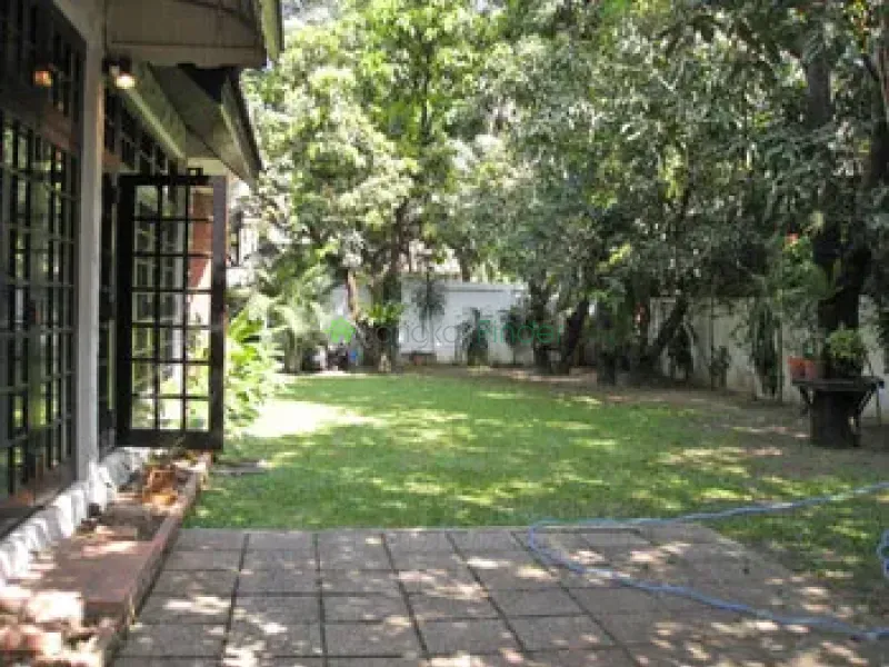 Sathorn, Sathon, Thailand, 3 Bedroom Bedrooms, 0 ,4 BathroomBathrooms,House,For Rent,6722