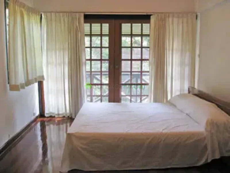 Sathorn, Sathon, Thailand, 3 Bedroom Bedrooms, 0 ,4 BathroomBathrooms,House,For Rent,6722