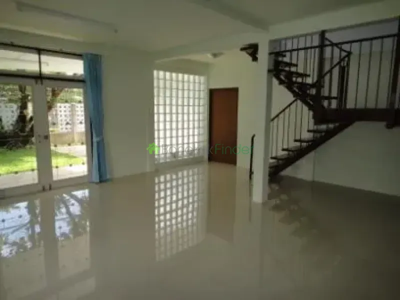 Ekamai, Ekamai, Thailand, 4 Bedroom Bedrooms, 0 ,4 BathroomBathrooms,House,For Rent,6730