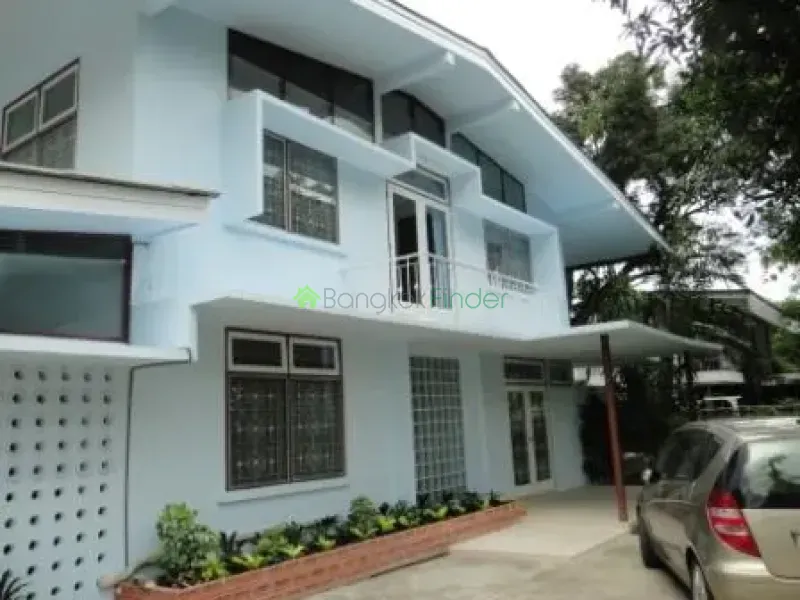 Ekamai, Ekamai, Thailand, 4 Bedroom Bedrooms, 0 ,4 BathroomBathrooms,House,For Rent,6730