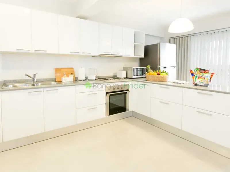 Sathorn, Sathon, Thailand, 6 Bedroom Bedrooms, 0 ,6 BathroomBathrooms,Town House,For Rent,6734