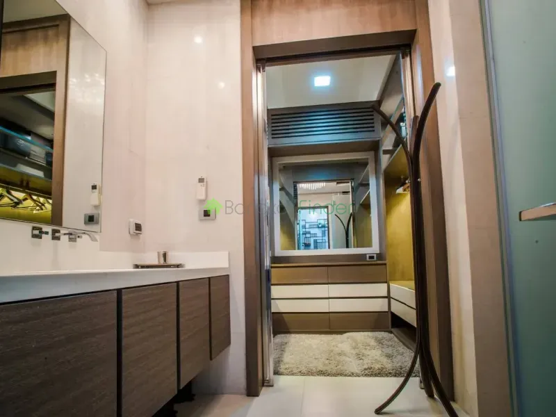 Ekamai, Ekamai, Thailand, 4 Bedroom Bedrooms, 0 ,5 BathroomBathrooms,Town House,For Rent,6893